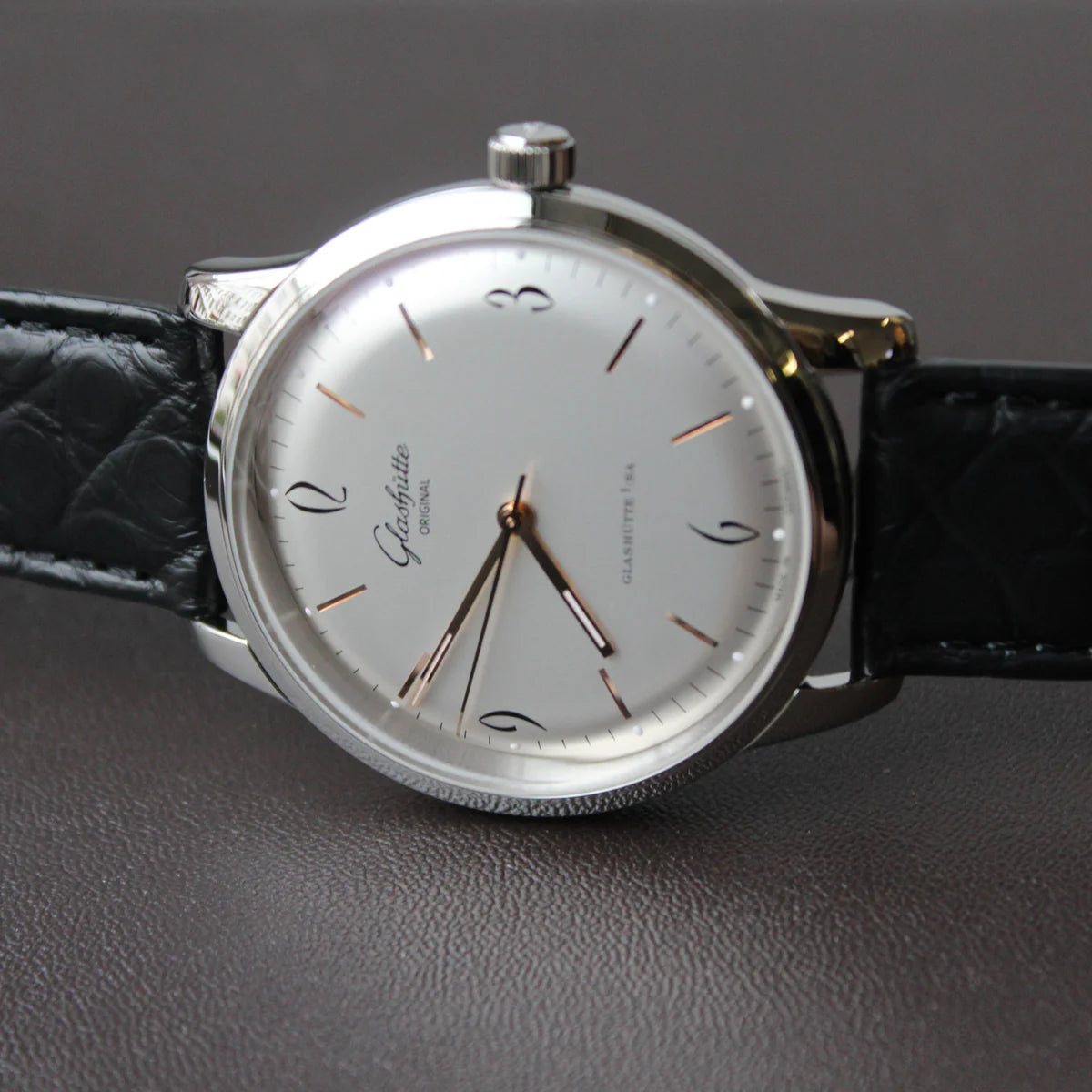 Glashütte Original Sixties White dial 39mm 1-39-52-01-02-04