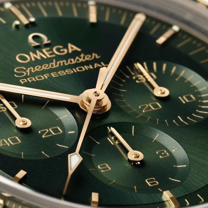 Omega Speedmaster Moonwatch 18k gold with green dial  310.60.42.50.10.001