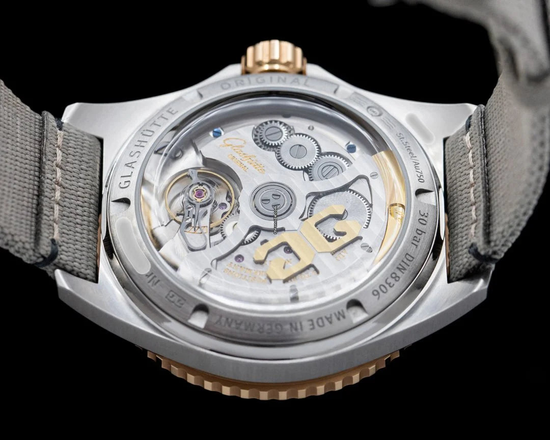 Glashutte Seaq Panorama Date Grey dial Mens watch 43mm1-36-13-04-91-34