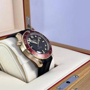 Omega Seamaster Diver Bronze Gold 300M Black Dial 42mm Rubber strap  210.92.42.20.01.003