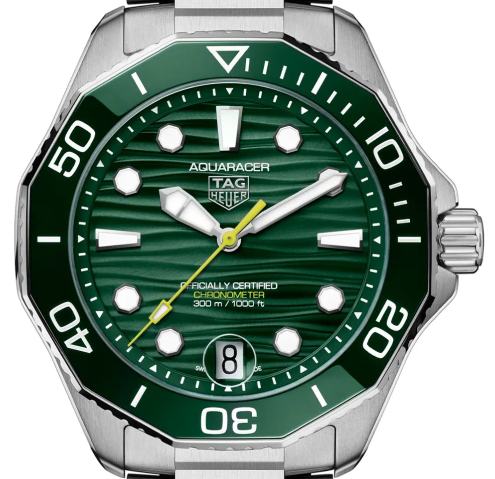 TAG Heuer Aquaracer 300 Date green dial 42mm WBP5116.BA0013