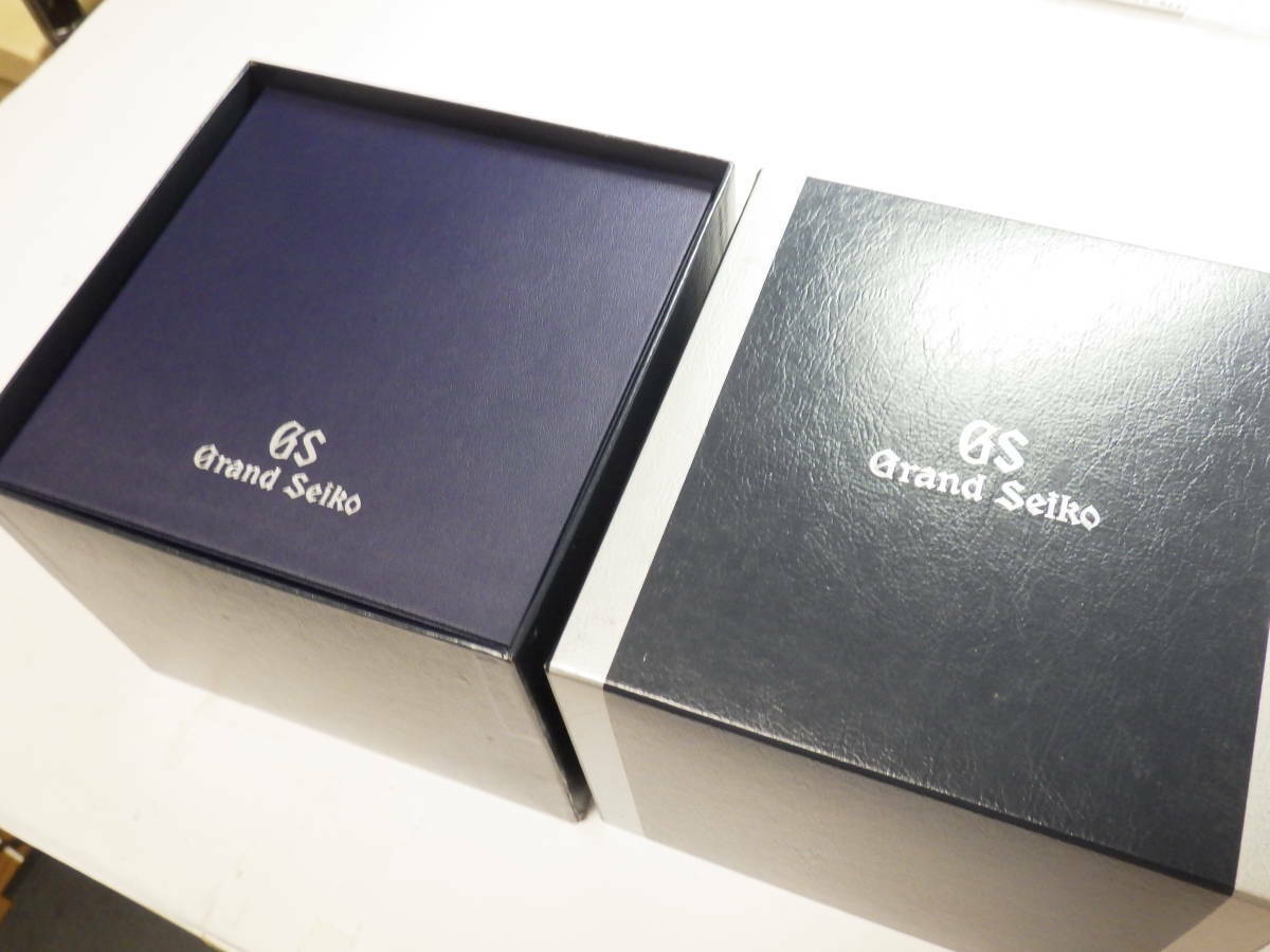 Grand Seiko Elegance Collection High-Beat GMT 绿色表盘 39.5 SBGJ251