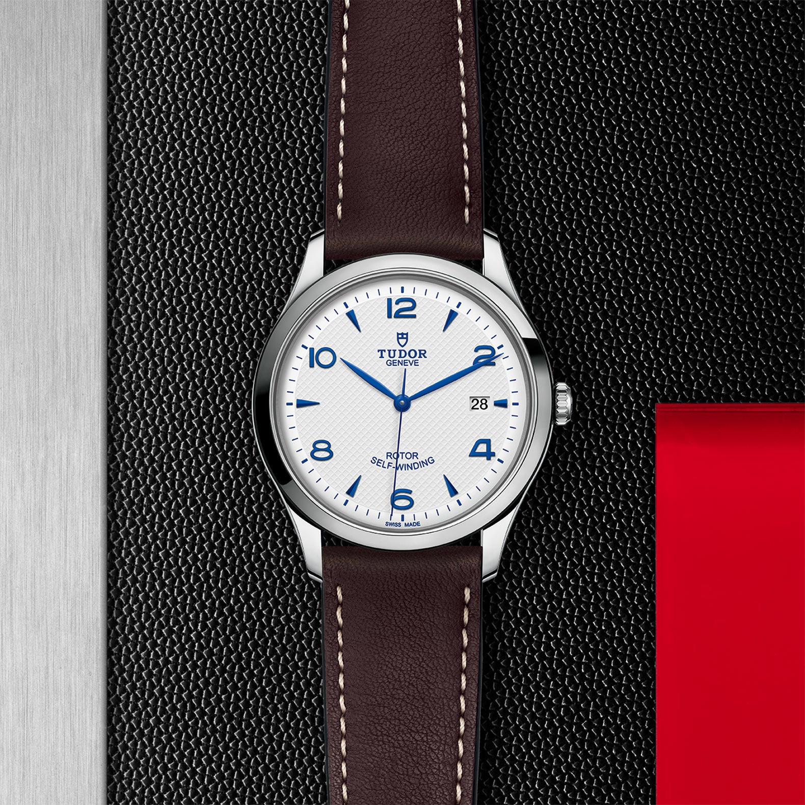 Tudor 1926 Silver dial 41mm leather strap M91650-0010