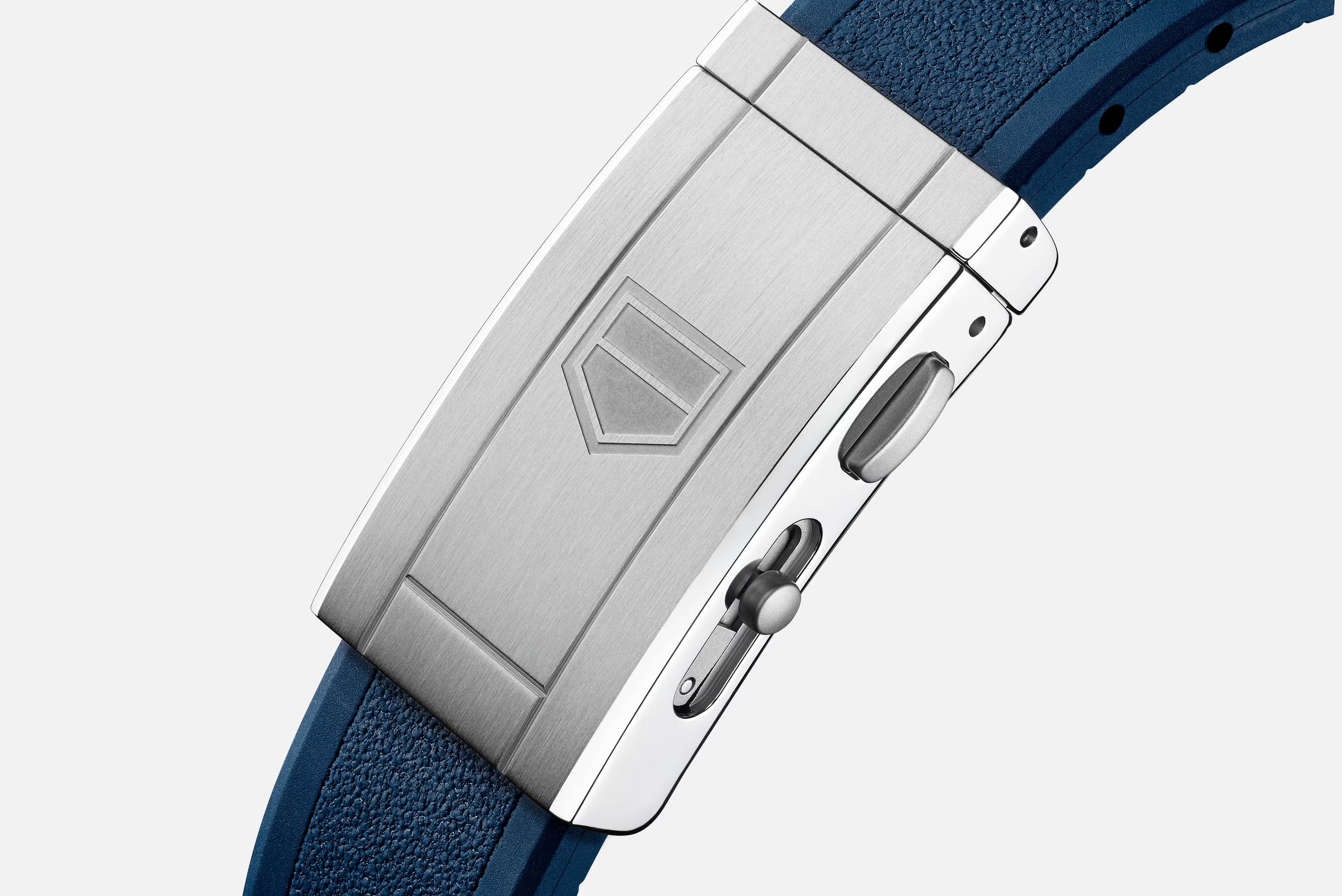 Tag Heuer Aquaracer Professional Blue dial 42mm Rubber strap WBP5111.FT6259