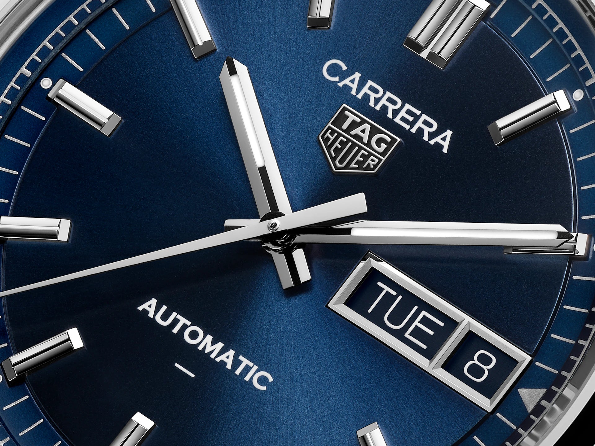TAG Heuer Carrera Day-date Black dial 39mm WDA2111.BA0043