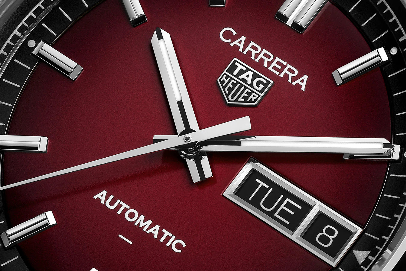 TAG Heuer Carrera Day-date 41mm Red dial WDA2113.BA0043