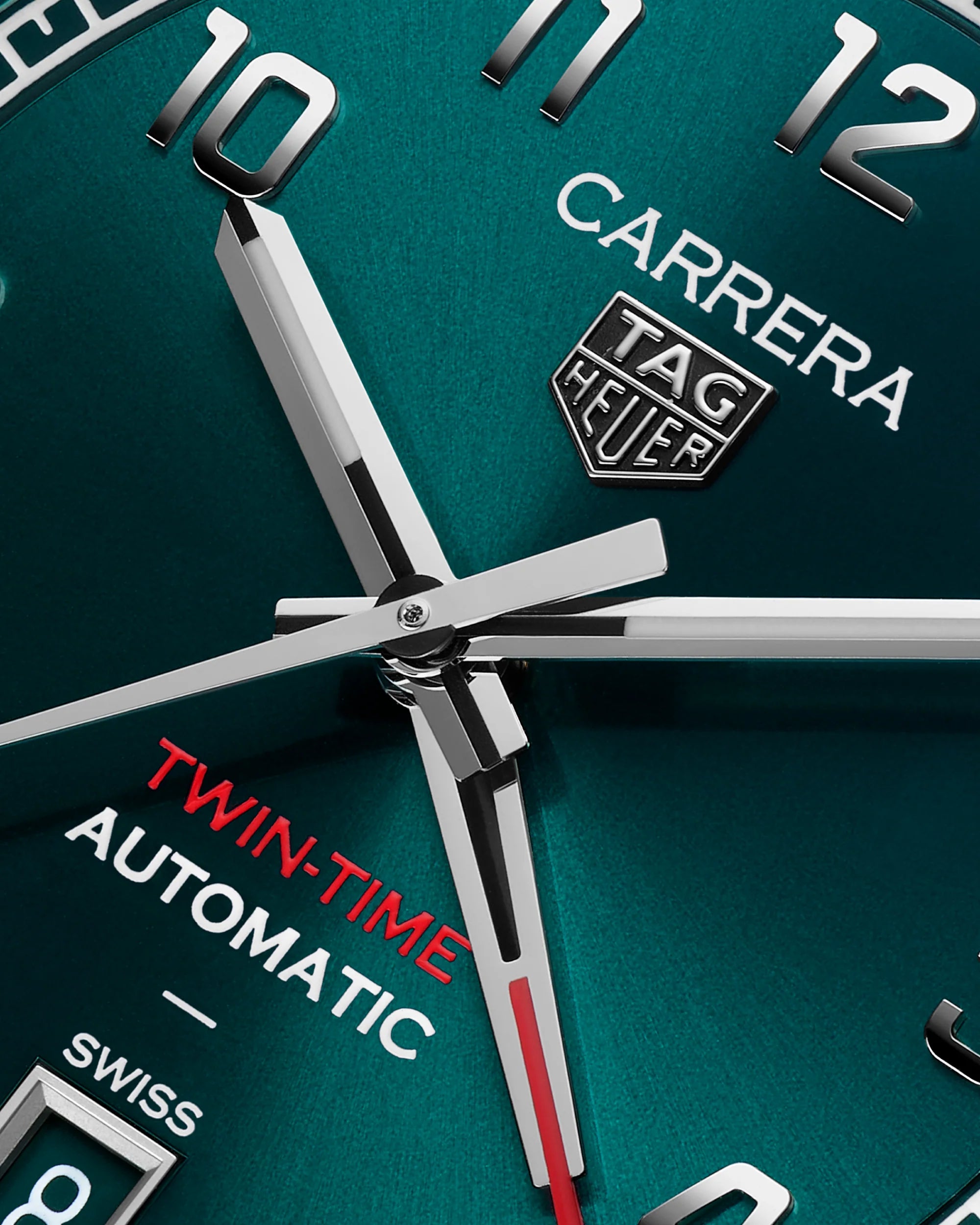 TAG Heuer Carrera Date Twin-time Green dial 39mm WDA2114.BA0043