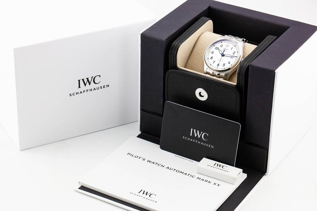 IWC Pilot's Watch Mark Xx White dial 40mm IW328207