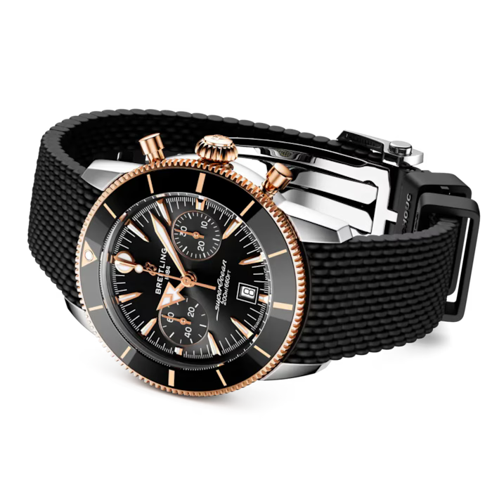 Breitling Ocean Culture Series B01 Chronograph Blk/Gold bezel 42mm UB0156H11B1S1