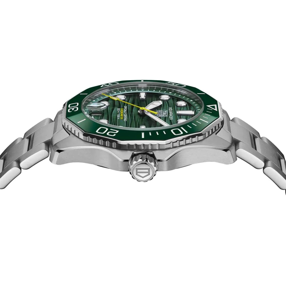 TAG Heuer Aquaracer 300 Date green dial 42mm WBP5116.BA0013