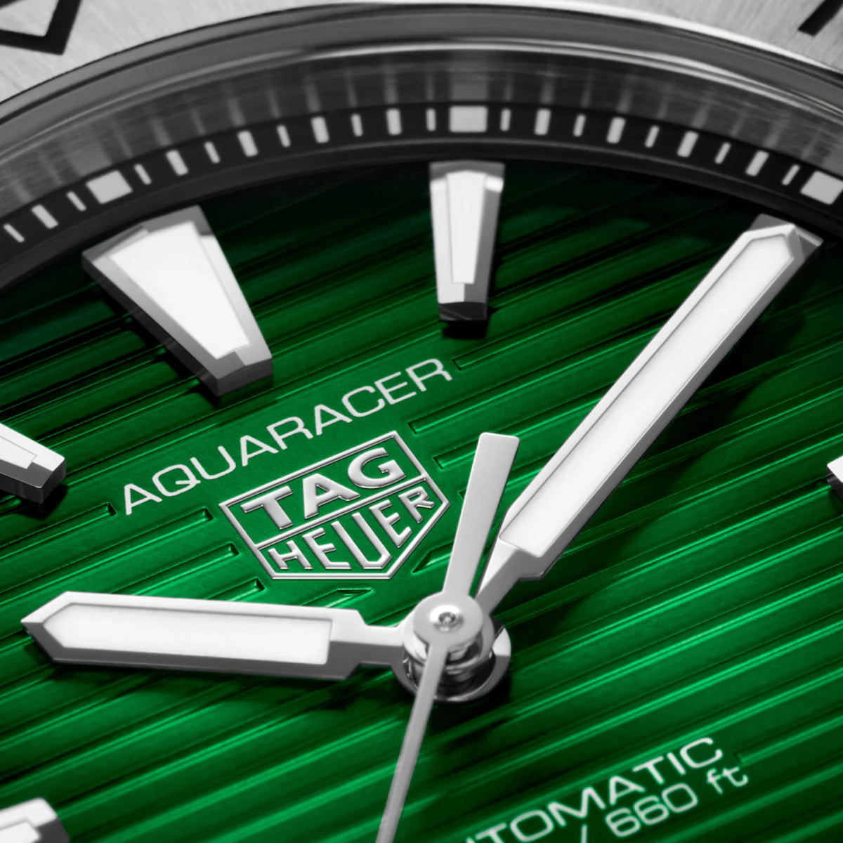 TAG Heuer Aquaracer Professional 200 Automático Esfera verde 40 WBP2115.BA0627