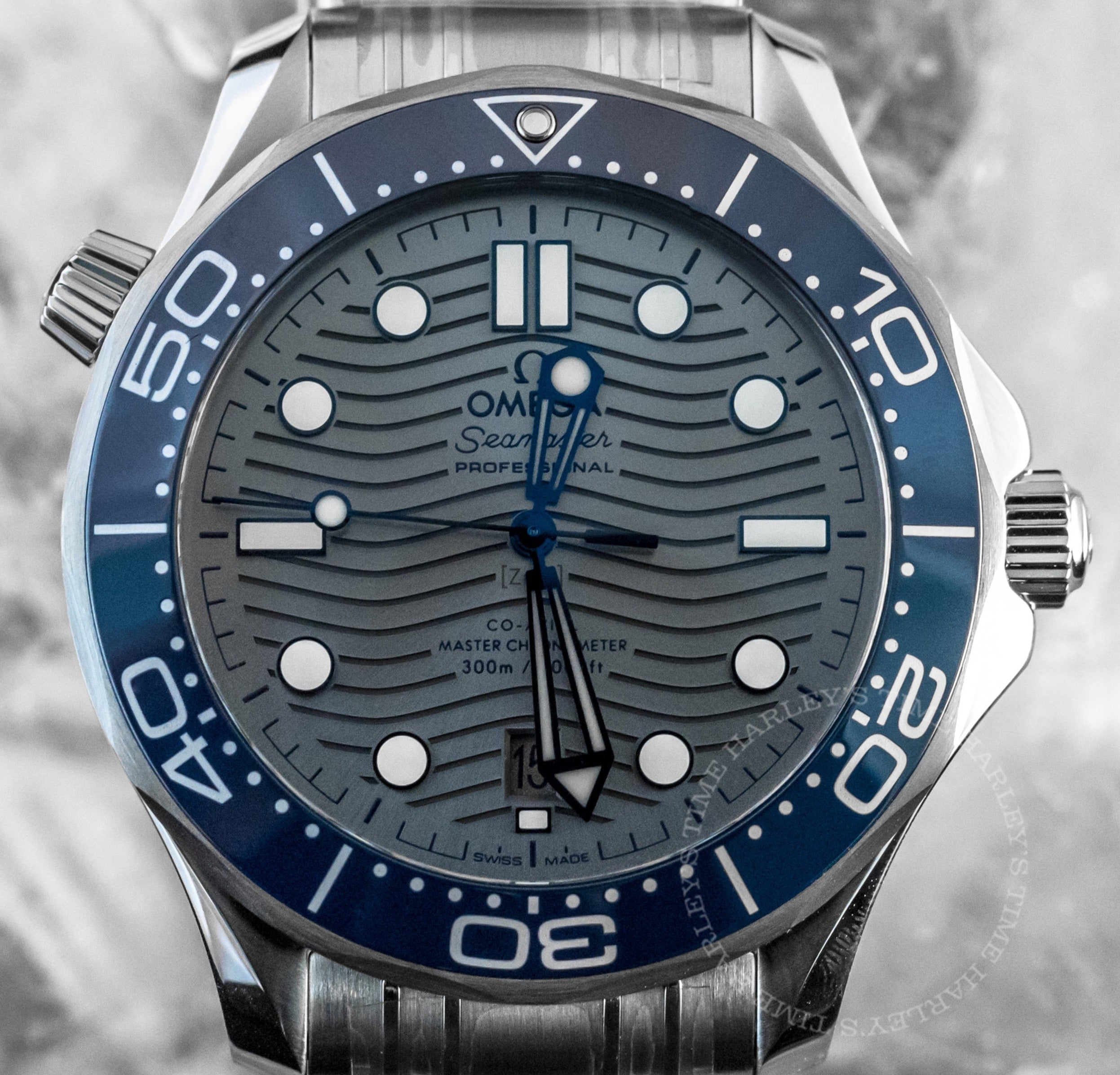 Omega - Seamaster 300m Co‑axial Master Chronometer - 210.32.42.20.01.001 |  Art Of Time