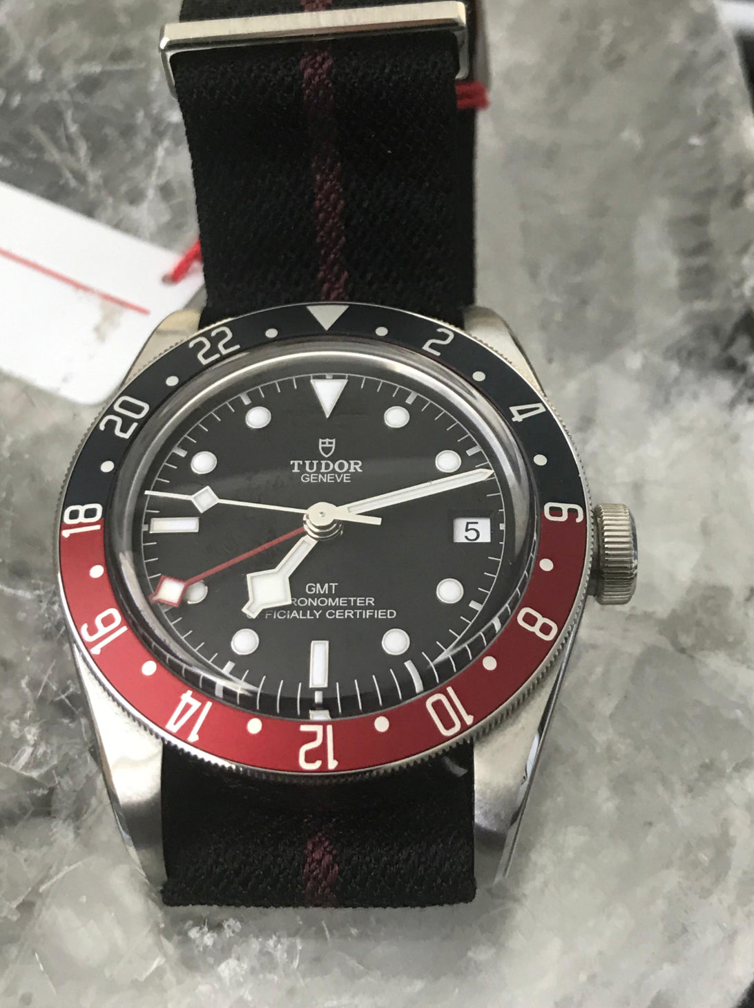 Tudor Black Bay Pepsi GMT 41 mm Correa Nato 41 Reloj para hombre M79830RB-003 