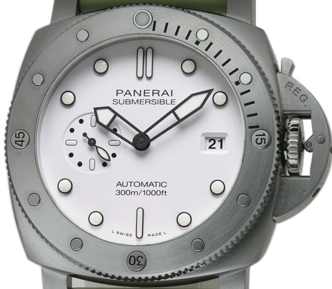 Panerai Submersible Quarantaquattro Bianco White dial 44 Pam01226